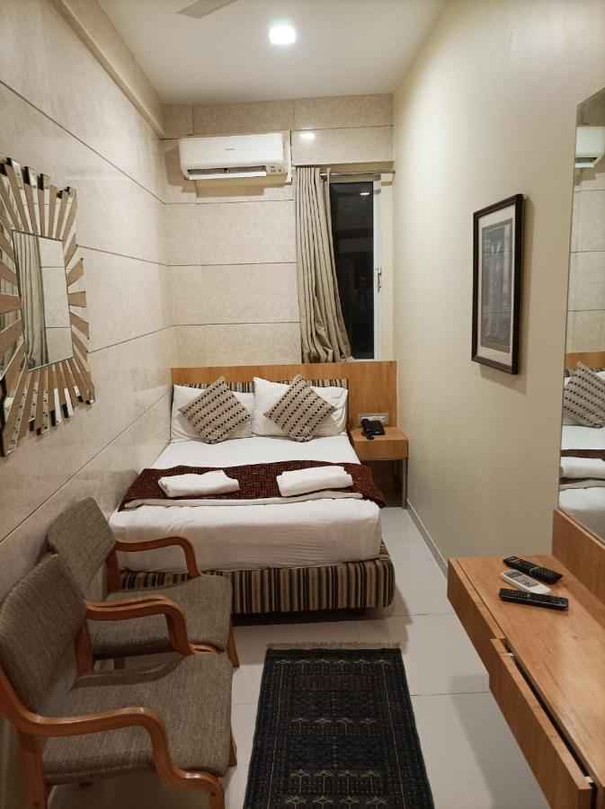 Bentley Hotel Marine Drive Bombay Eksteriør billede